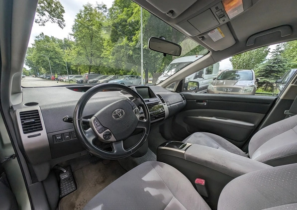 Toyota Prius cena 19900 przebieg: 231000, rok produkcji 2006 z Warszawa małe 92